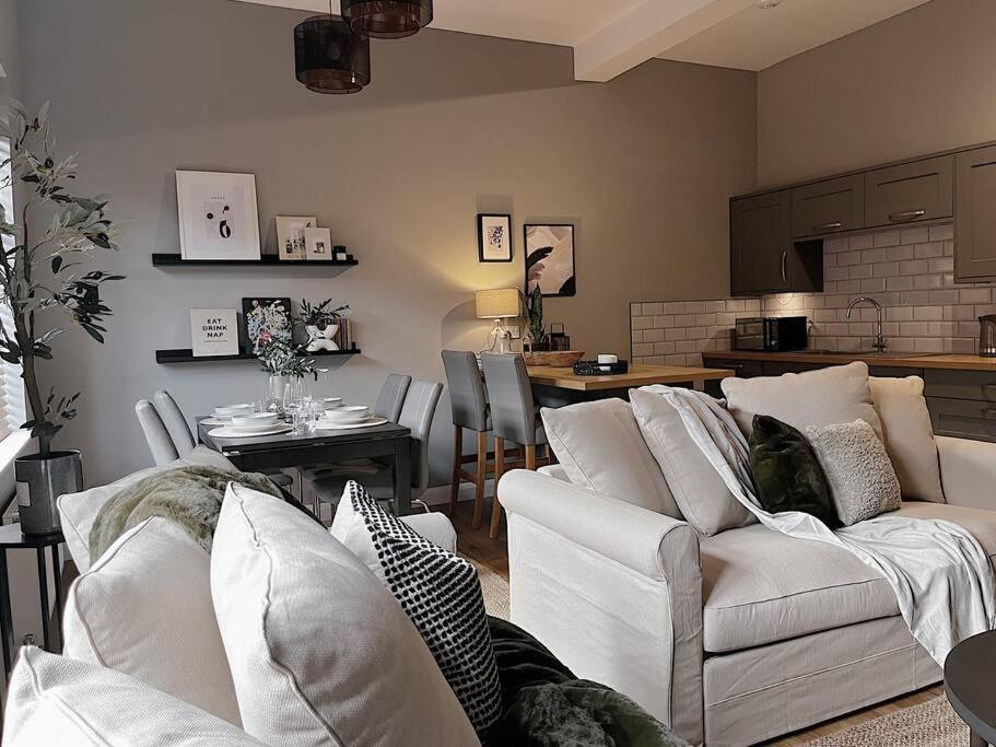Modern Ground Floor Apartment Todmorden Buitenkant foto